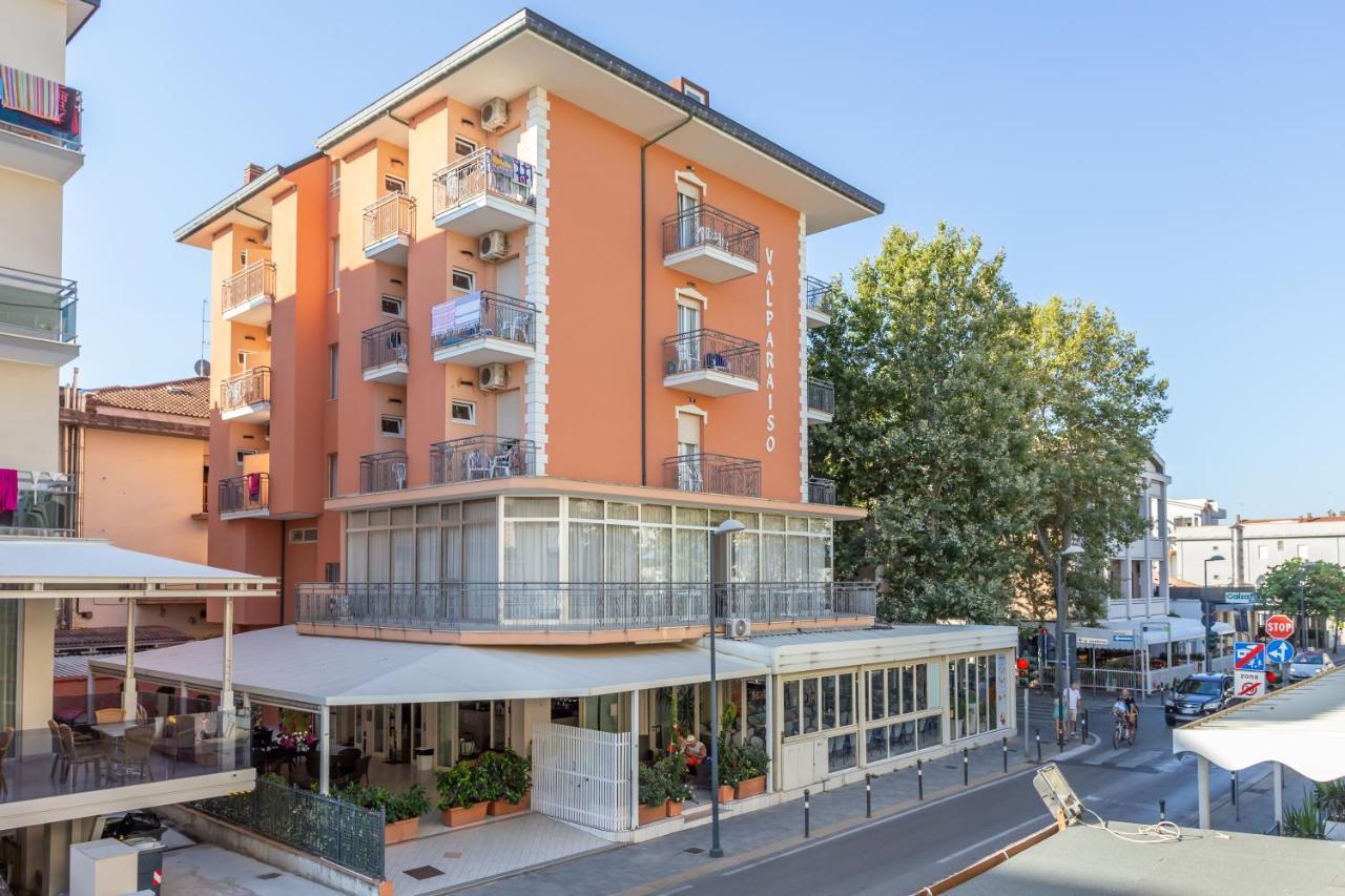Hotel Valparaiso Rimini Eksteriør billede