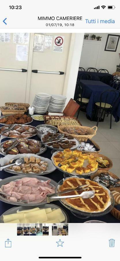 Hotel Valparaiso Rimini Eksteriør billede